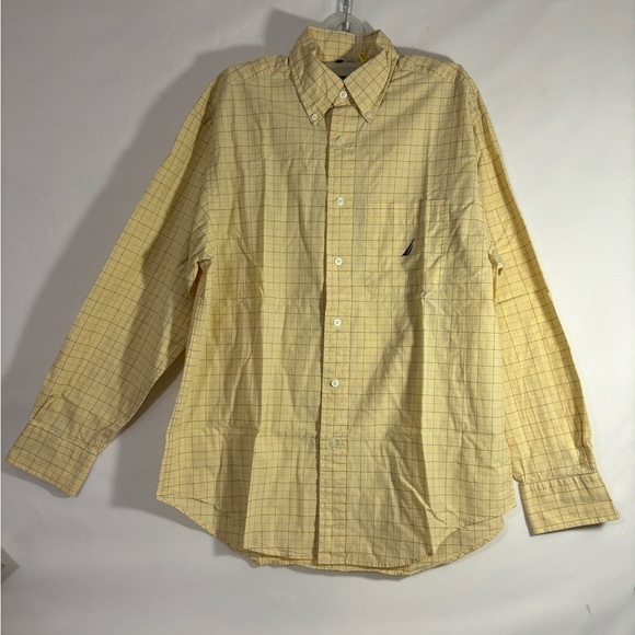 Nautica Men’s Casual Button Down Shirt - Picture 1 of 3